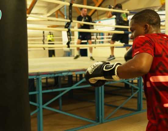 https://chronique-du-maroni.fr/wp-content/uploads/2023/09/Le-Cosma-Boxing-Club-de-Saint-Laurent-du-Maroni.jpeg