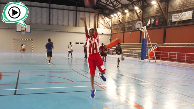 Sports à Saint-Laurent : Distribution des créneaux et enjeux