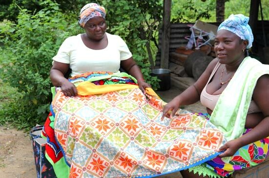 Les savoir-faire des femmes de Sparouine Loutou