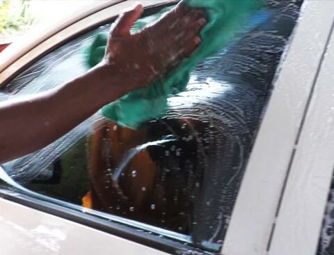 FAIS VOIR SOOLAN – Le carwash