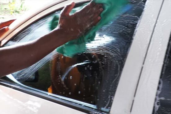 FAIS VOIR SOOLAN – Le carwash