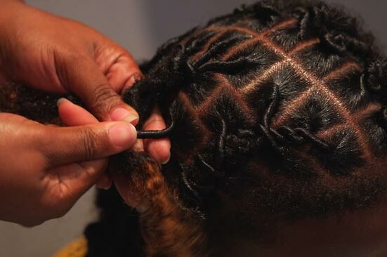 Passionnée de coiffure depuis de nombreuses années, Vanessa Badette s'est spécialisée dans les coiffures de locks