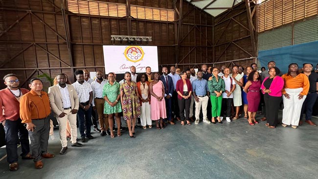 élu avec 42 voix sur 46, le maire de Saint-Laurent du Maroni endosse à présent le costume de président de la Communauté de Communes de l’Ouest Guyanais