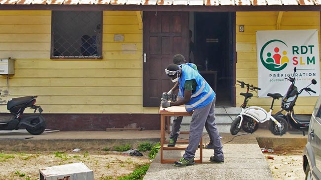 chantier-école « Mayouri Jeunes en Action », destiné aux jeunes de 16 à 25 ans